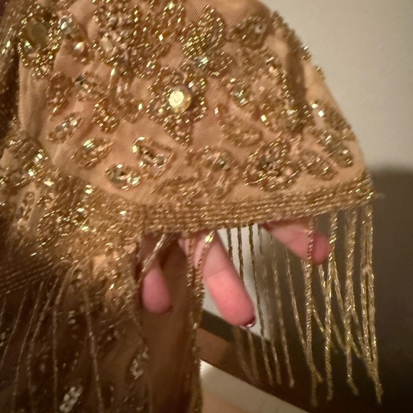 MAC DUGGAL
Gold Embellished Fringe Cap Sleeve Trumpet
Gown | 4715 | 6 - Picture 13 of 14